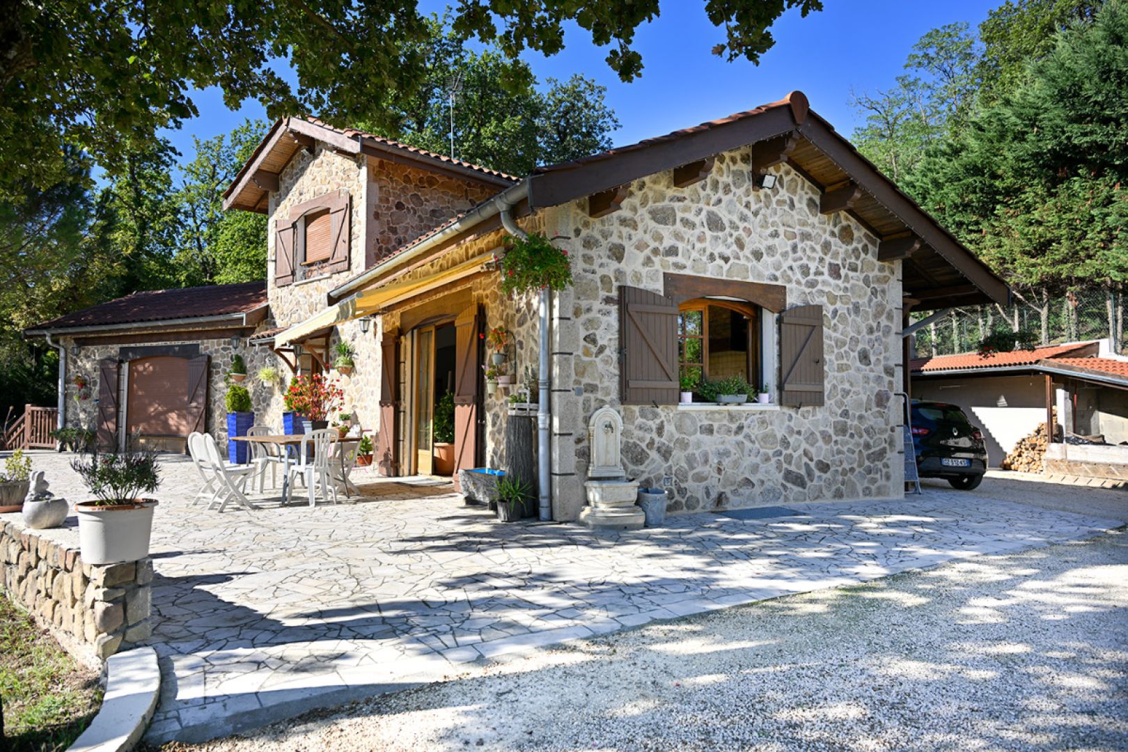 garage