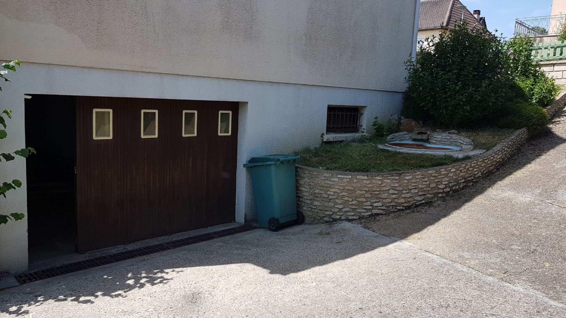 garage