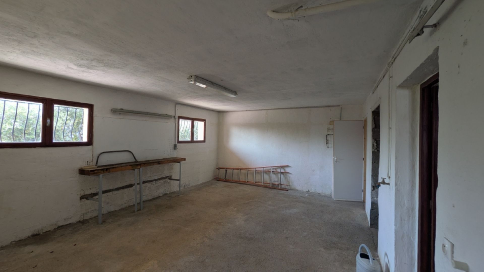 garage