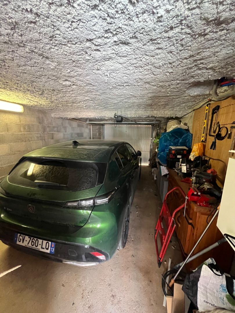 garage